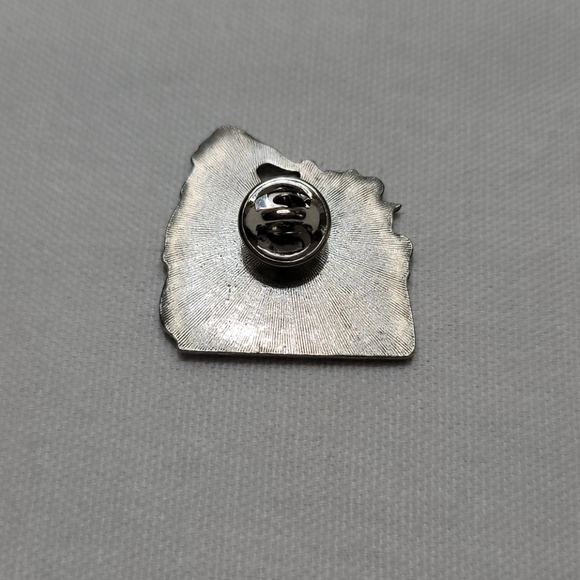 Longaberger Christmas Pin - Picture 2 of 3